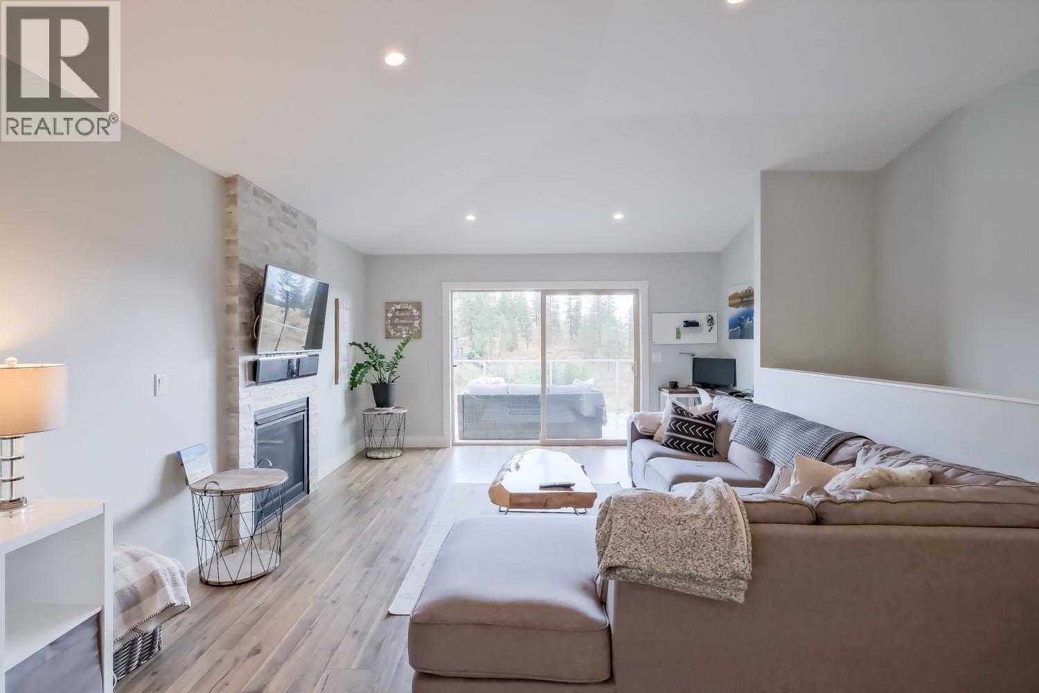 2582 Paramount Drive, West Kelowna, British Columbia  V4T 3H5 - Photo 13 - 10365161
