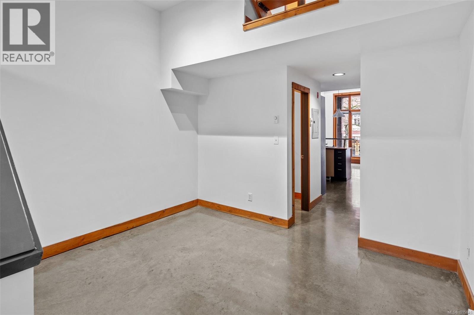 203 588 Pandora Ave, Victoria, British Columbia  V8W 1N7 - Photo 13 - 1015845