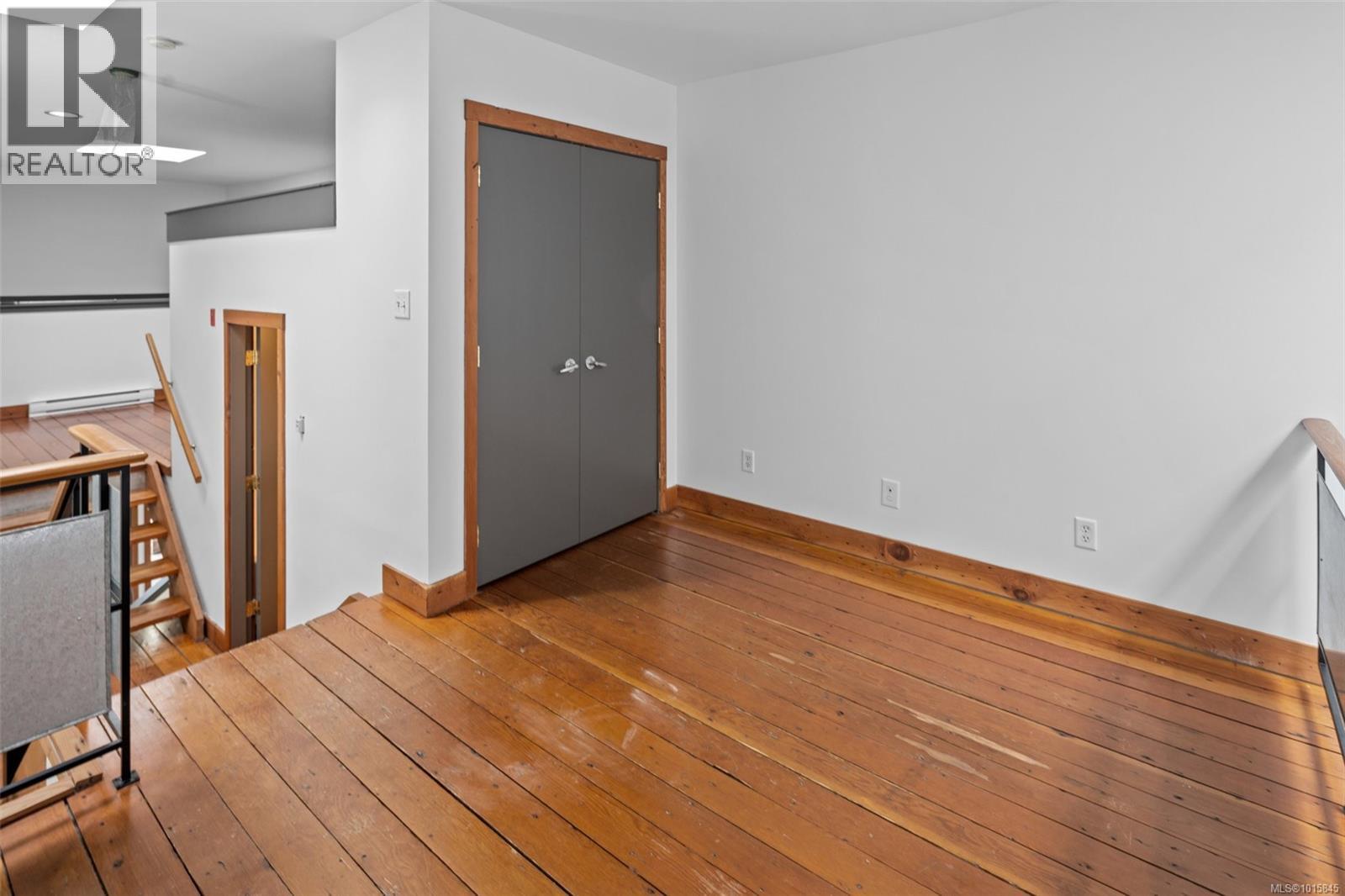 203 588 Pandora Ave, Victoria, British Columbia  V8W 1N7 - Photo 28 - 1015845