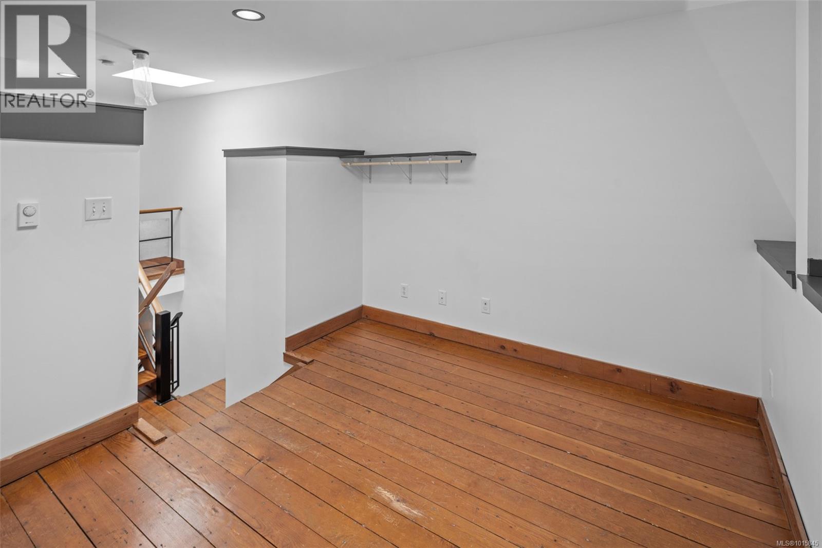 203 588 Pandora Ave, Victoria, British Columbia  V8W 1N7 - Photo 31 - 1015845