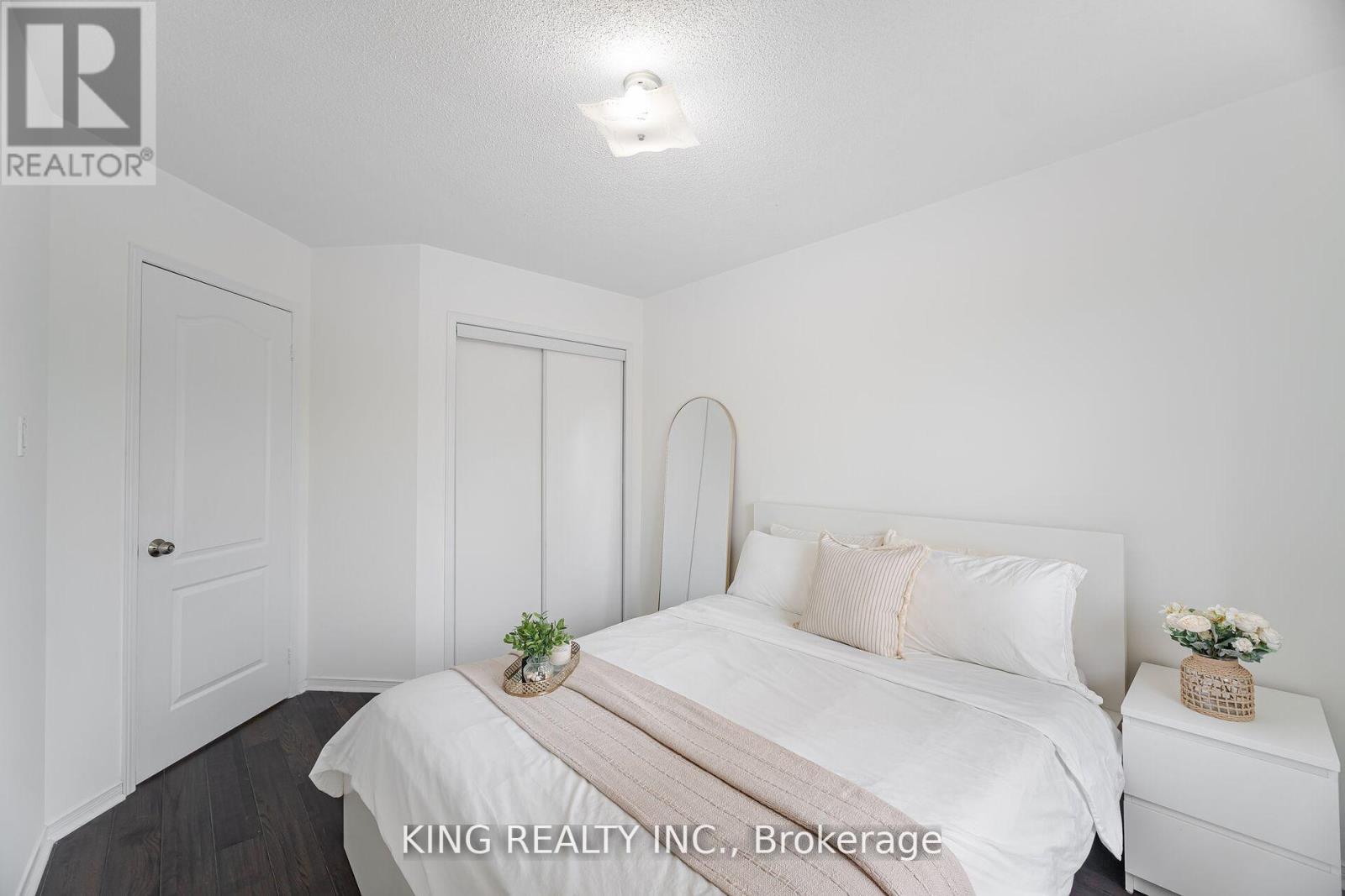 93 Crystal Glen Crescent, Brampton (Credit Valley), Ontario  L6X 0K7 - Photo 27 - W12447724