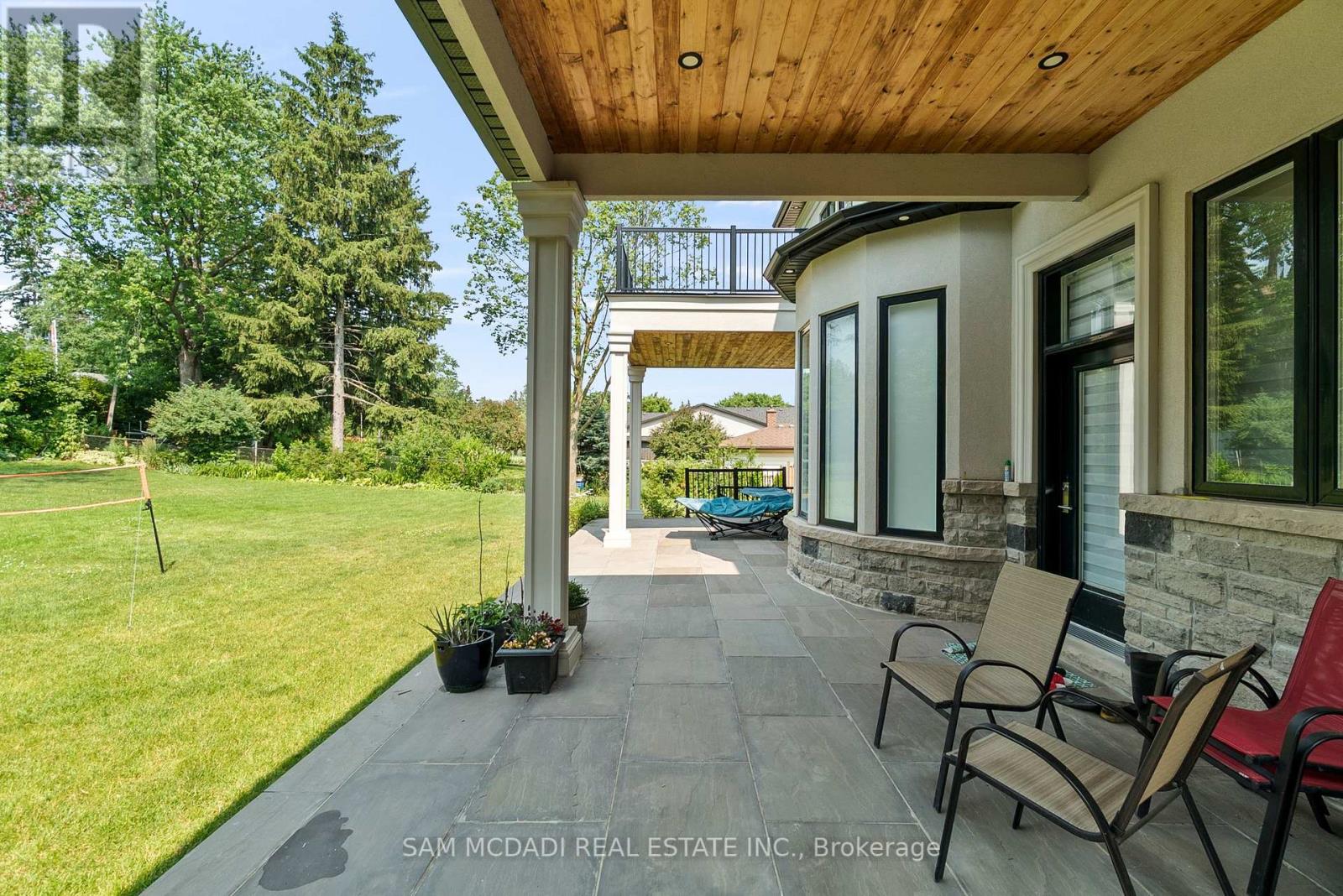 2554 Liruma Road, Mississauga (Sheridan), Ontario  L5K 1Y6 - Photo 46 - W12447733