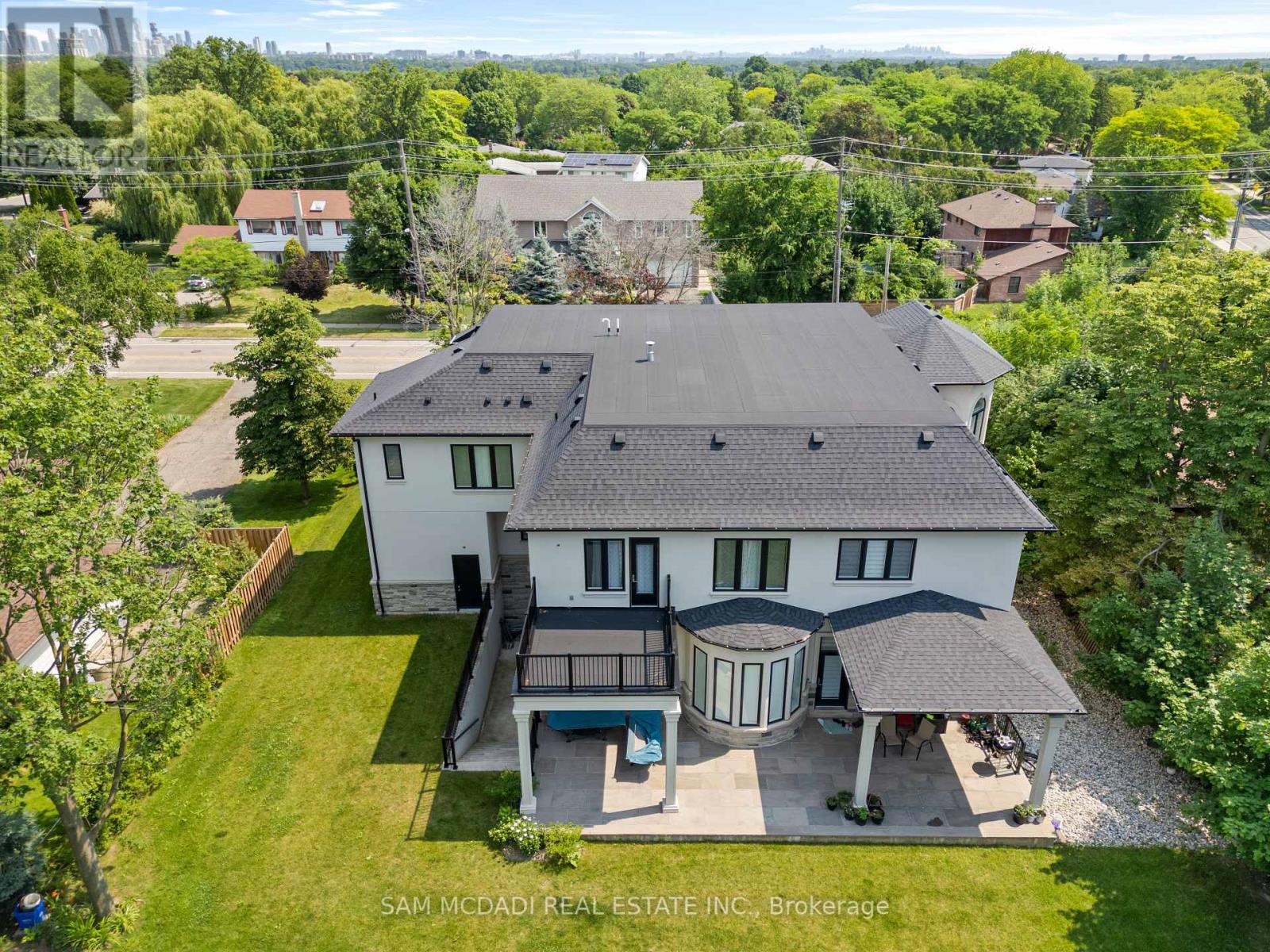 2554 Liruma Road, Mississauga (Sheridan), Ontario  L5K 1Y6 - Photo 48 - W12447733