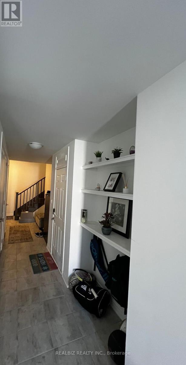 65 Keppel Circle, Brampton, Ontario  L7A 5K9 - Photo 2 - W12447751