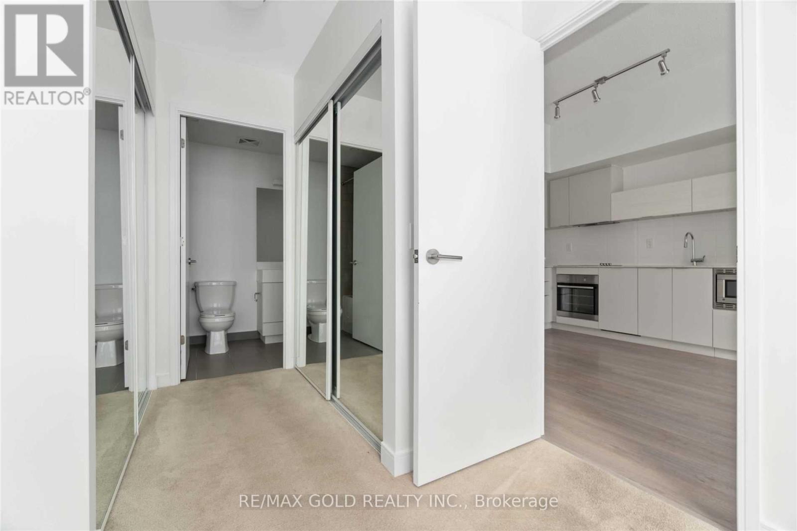 1808 - 20 Thomas Riley Road, Toronto, Ontario  M9B 1B3 - Photo 7 - W12447761