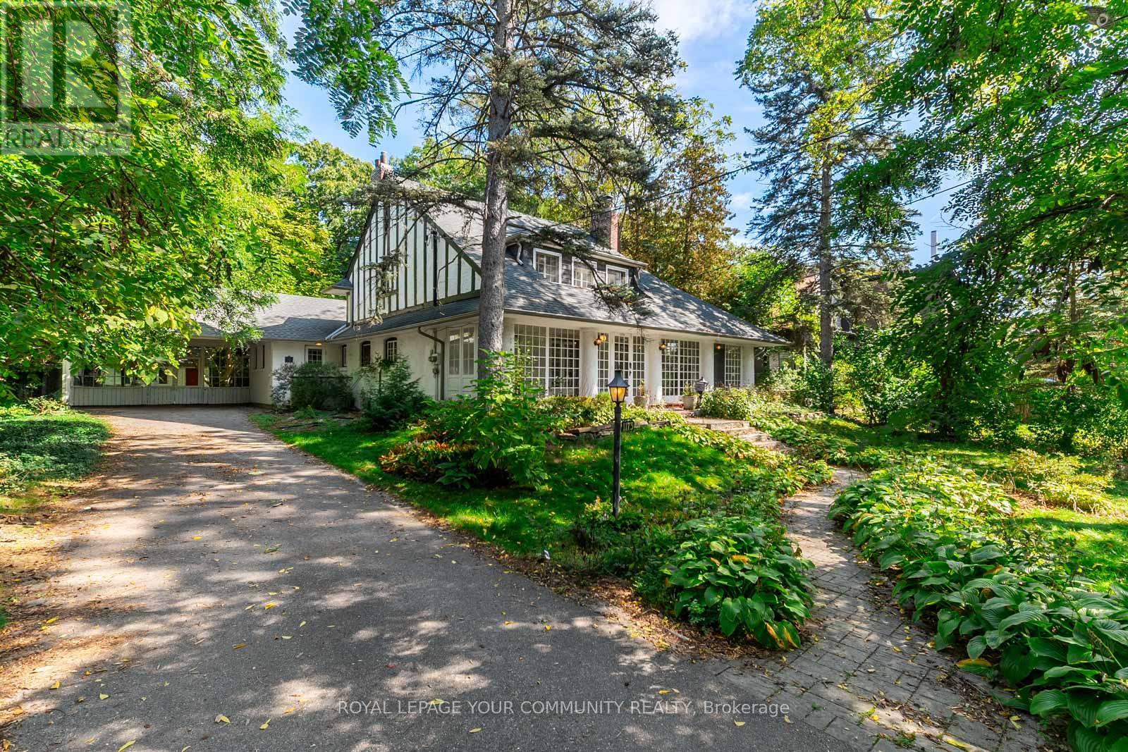 1173 Queen Victoria Avenue, Mississauga (Lorne Park), Ontario  L5H 3H2 - Photo 1 - W12447763