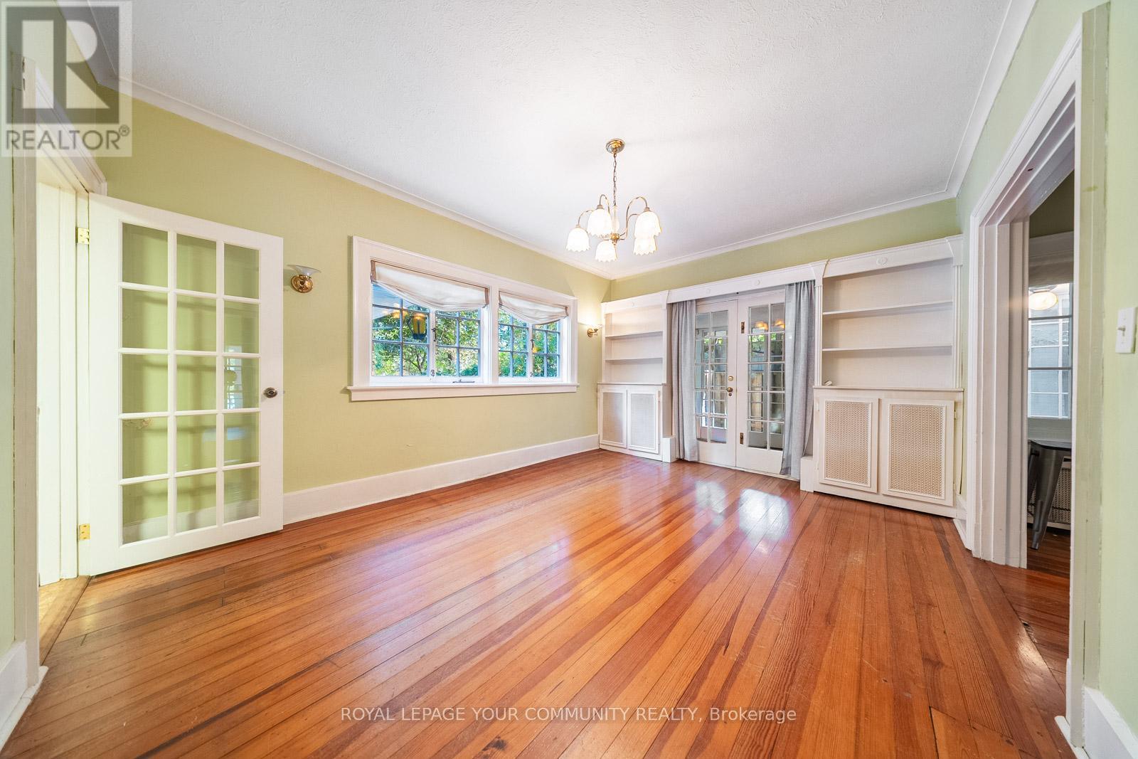 1173 Queen Victoria Avenue, Mississauga (Lorne Park), Ontario  L5H 3H2 - Photo 21 - W12447763