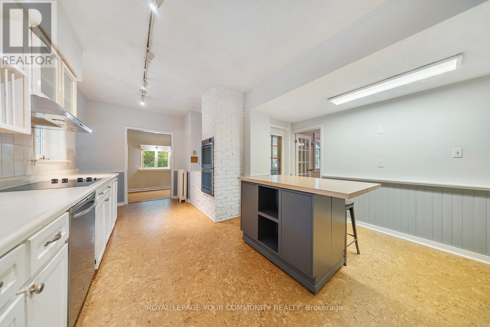 1173 Queen Victoria Avenue, Mississauga (Lorne Park), Ontario  L5H 3H2 - Photo 23 - W12447763