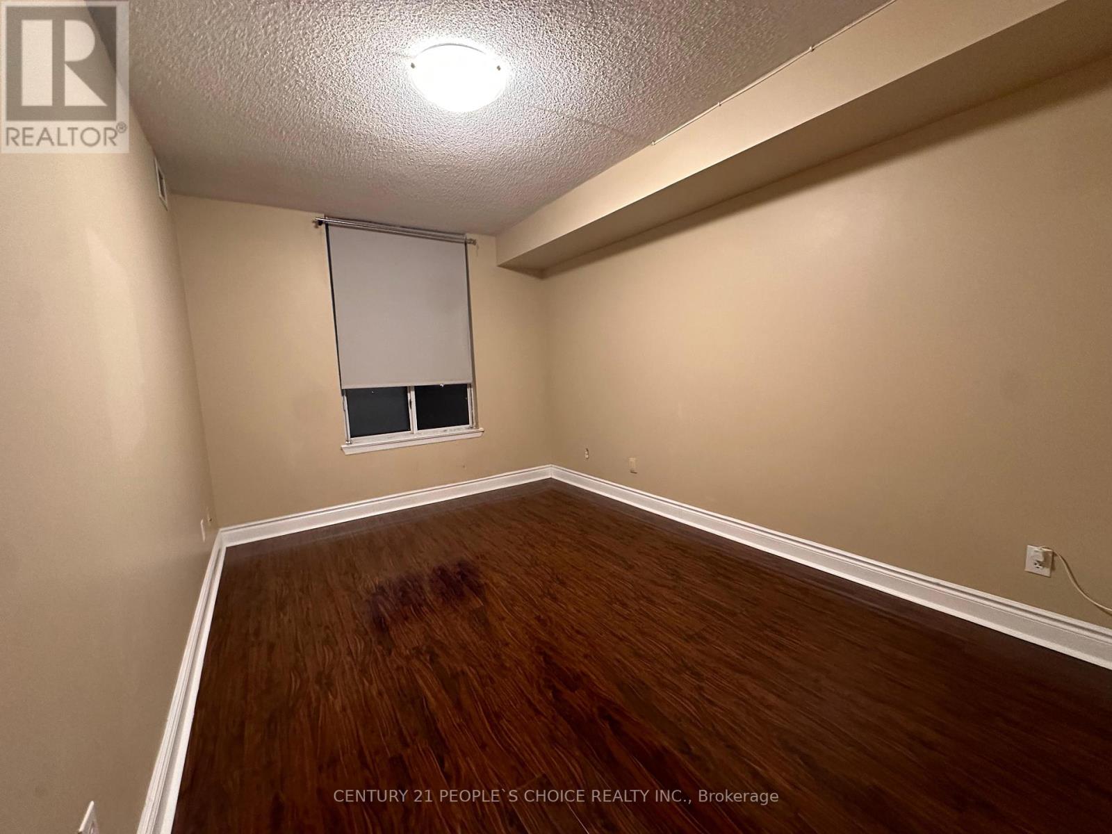 710 - 135 Hillcrest Avenue, Mississauga, Ontario  L5B 4B1 - Photo 10 - W12447772