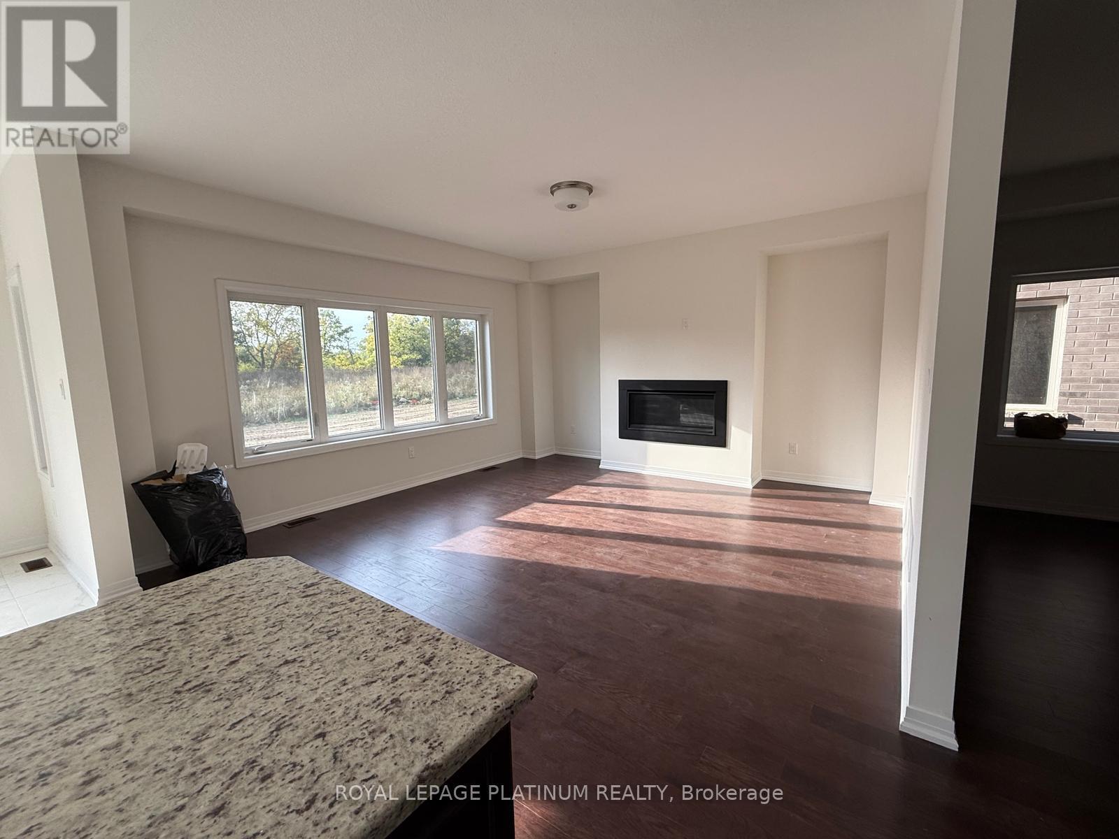 43 Mckernan Avenue, Brantford, Ontario  N3V 0C2 - Photo 21 - X12447726