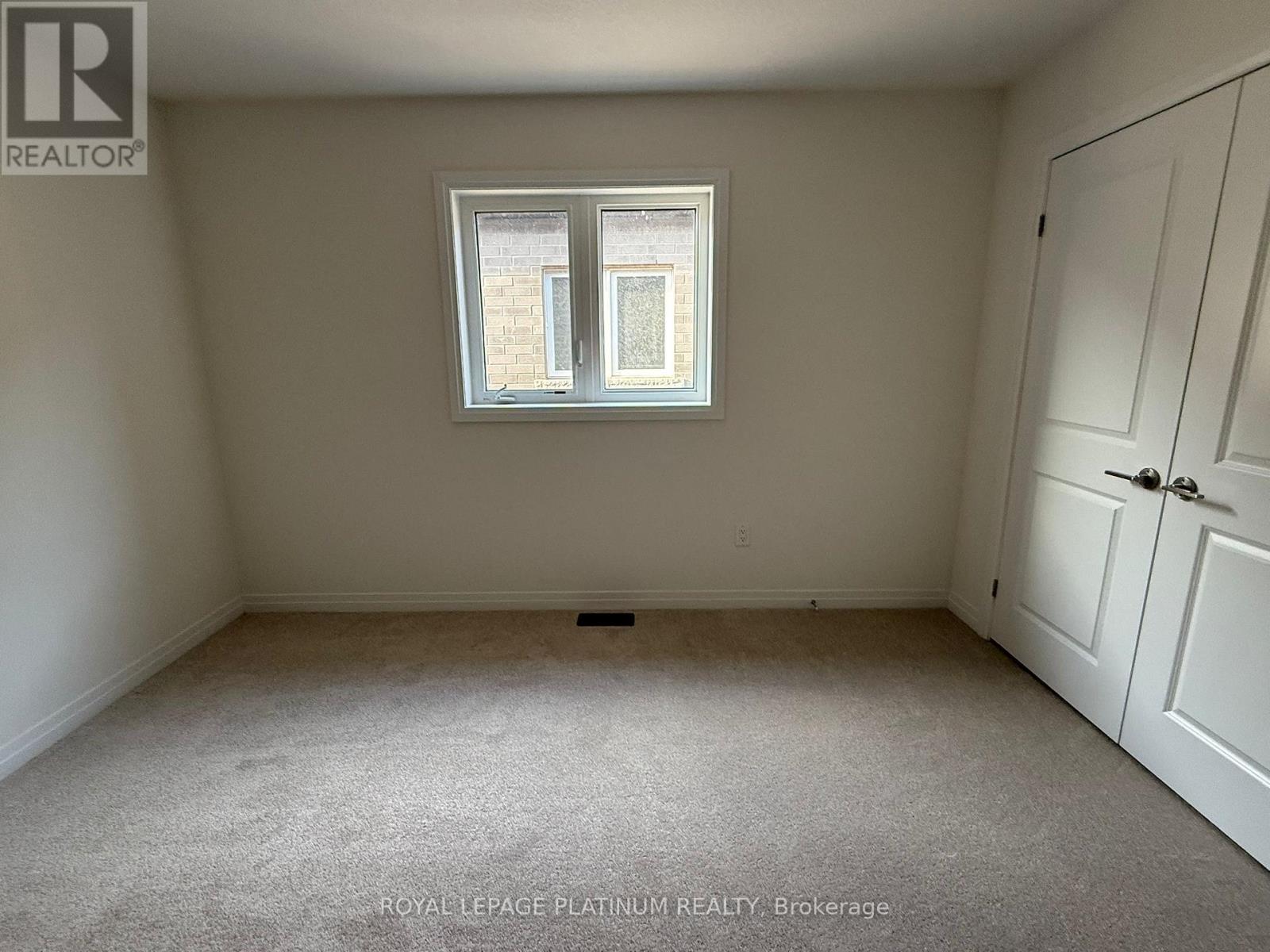 43 Mckernan Avenue, Brantford, Ontario  N3V 0C2 - Photo 23 - X12447726
