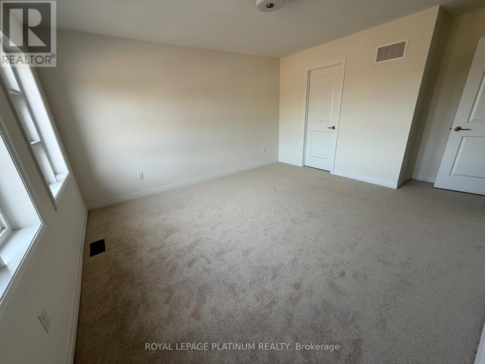 43 Mckernan Avenue, Brantford, Ontario  N3V 0C2 - Photo 31 - X12447726