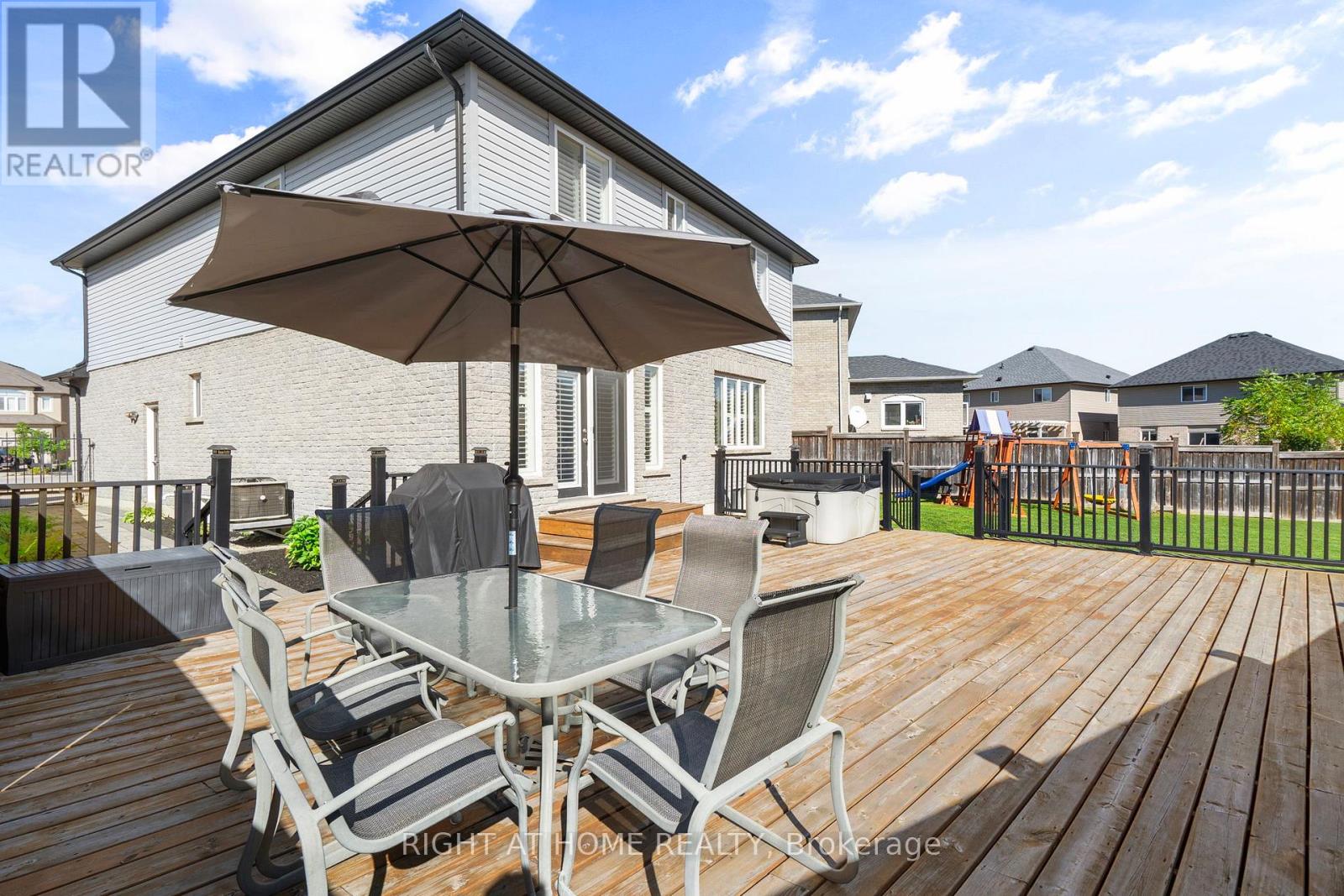 12 Donatello Court, Hamilton (Carpenter), Ontario  L9B 0C2 - Photo 46 - X12447728