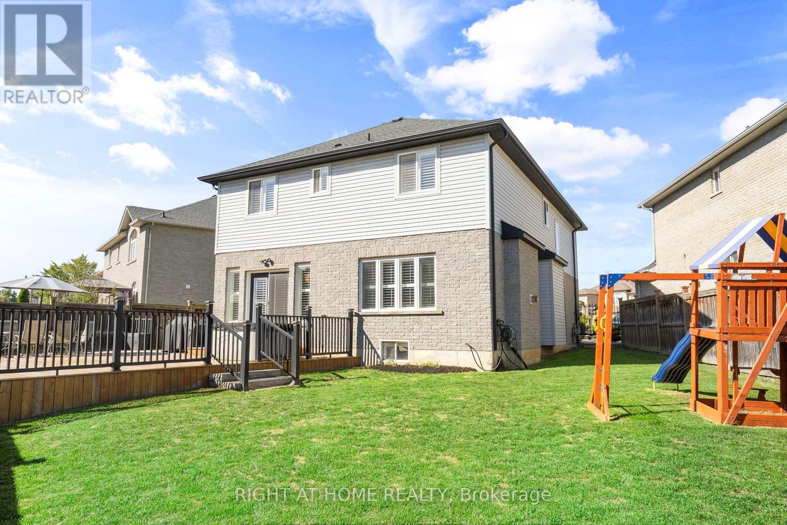 12 Donatello Court, Hamilton (Carpenter), Ontario  L9B 0C2 - Photo 50 - X12447728