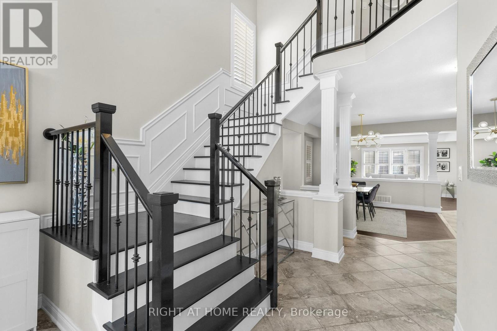 12 Donatello Court, Hamilton (Carpenter), Ontario  L9B 0C2 - Photo 9 - X12447728