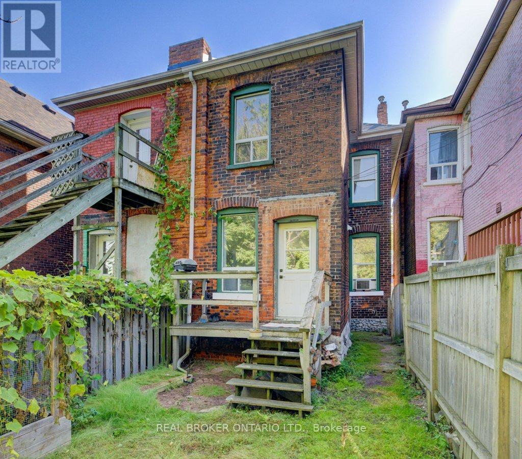 297 Bay Street N, Hamilton, Ontario  L8L 1M2 - Photo 31 - X12447785