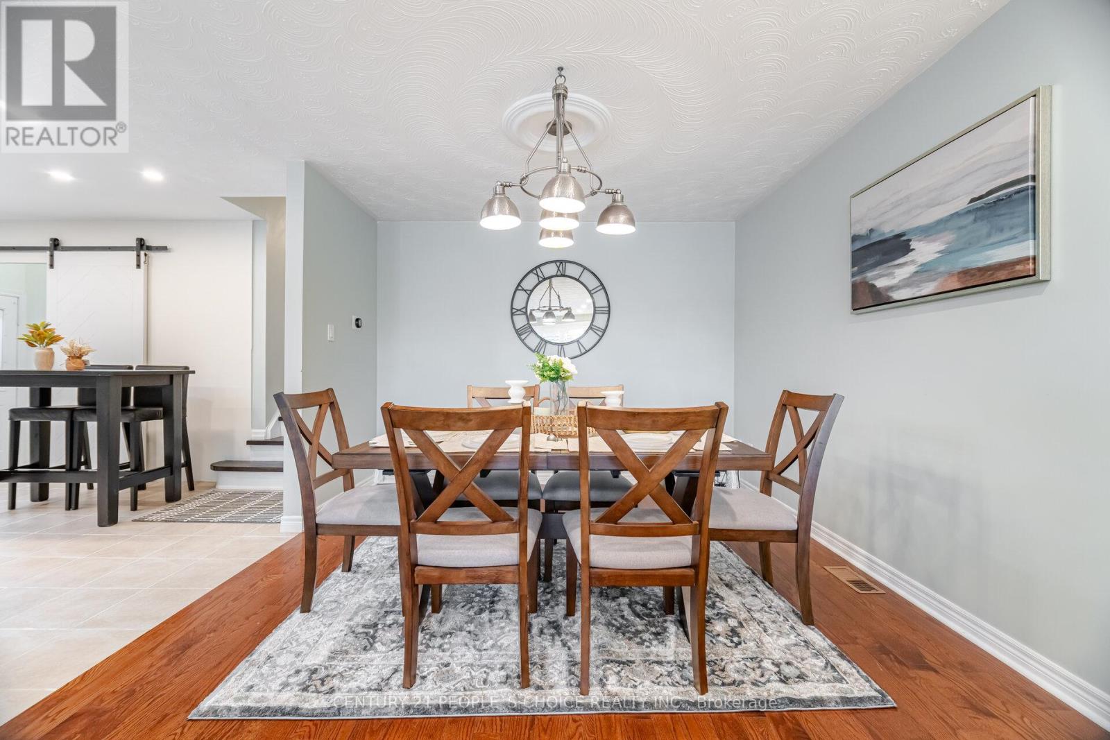 55 Vineberg Drive, Hamilton (Chappel), Ontario  L9B 2P6 - Photo 12 - X12447793