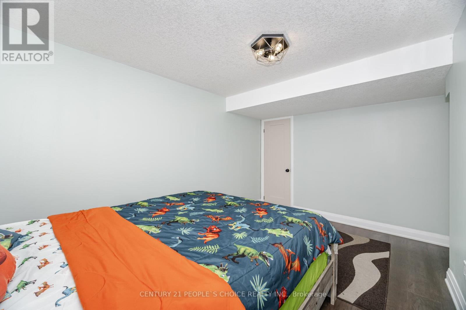 55 Vineberg Drive, Hamilton (Chappel), Ontario  L9B 2P6 - Photo 37 - X12447793