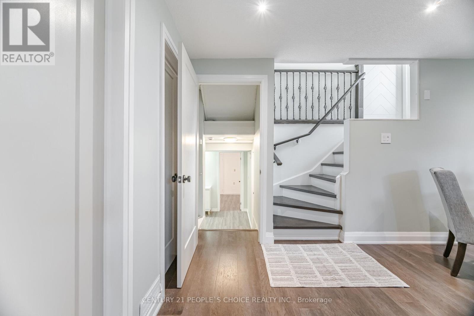 55 Vineberg Drive, Hamilton (Chappel), Ontario  L9B 2P6 - Photo 38 - X12447793