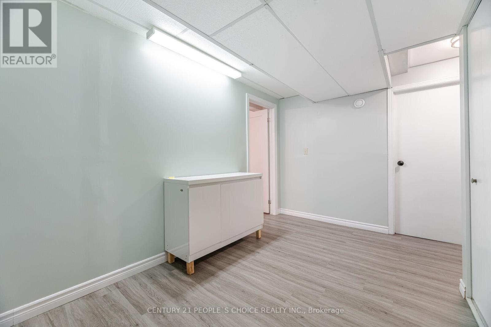 55 Vineberg Drive, Hamilton (Chappel), Ontario  L9B 2P6 - Photo 41 - X12447793