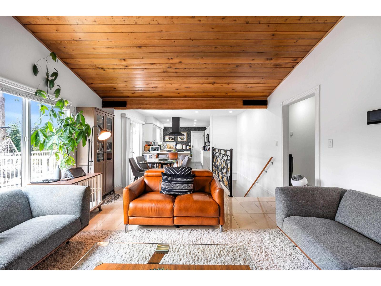10662 Santa Monica Place, Delta, British Columbia  V4C 1R2 - Photo 3 - R3055784