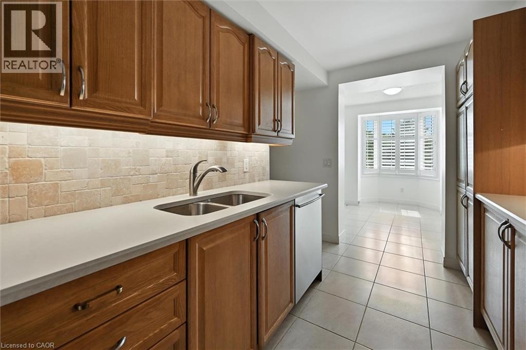 990 Golf Links Road Unit# 204, Ancaster, Ontario  L9K 1J8 - Photo 13 - 40767348