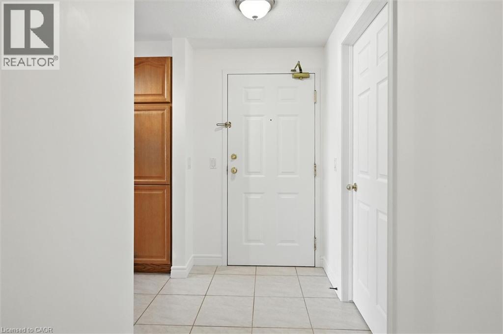 990 Golf Links Road Unit# 204, Ancaster, Ontario  L9K 1J8 - Photo 10 - 40767348