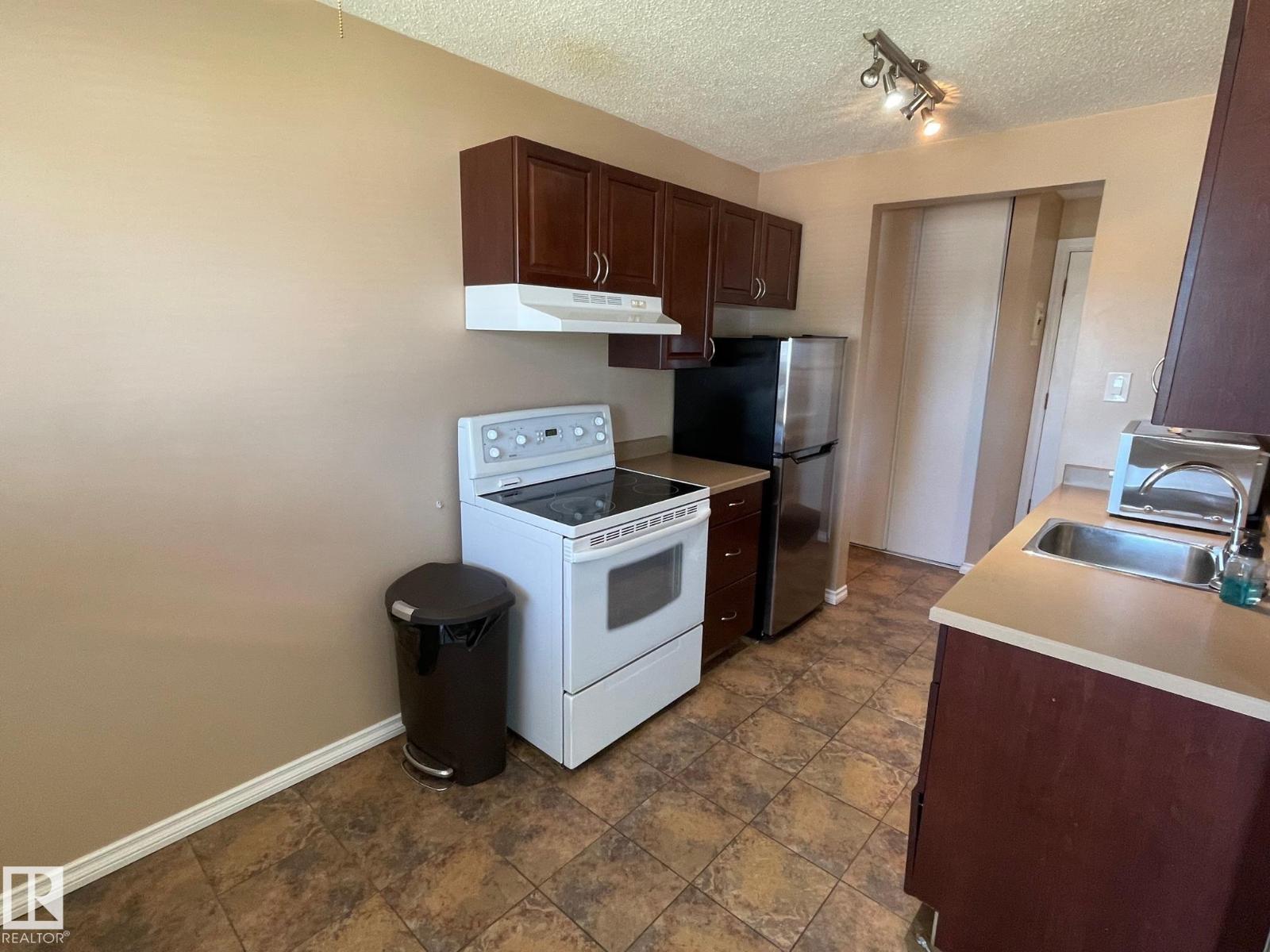 #204 13104 132 Av Nw, Edmonton, Alberta  T5L 3R3 - Photo 6 - E4461040
