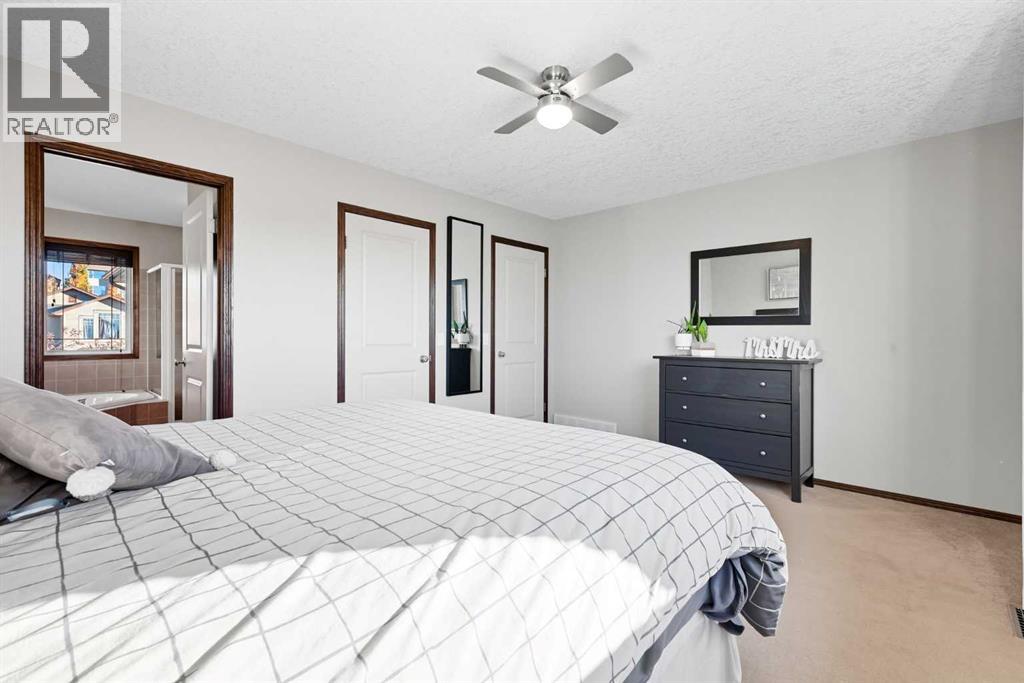 155 Sunset Close, Cochrane, Alberta  T4C 0B2 - Photo 30 - A2262051