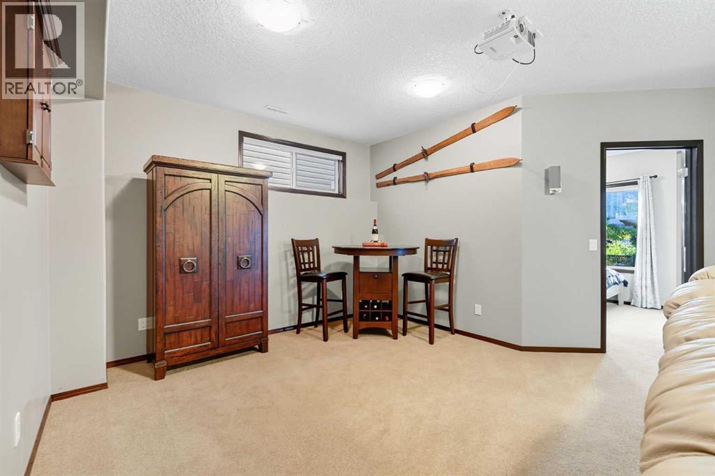 155 Sunset Close, Cochrane, Alberta  T4C 0B2 - Photo 37 - A2262051