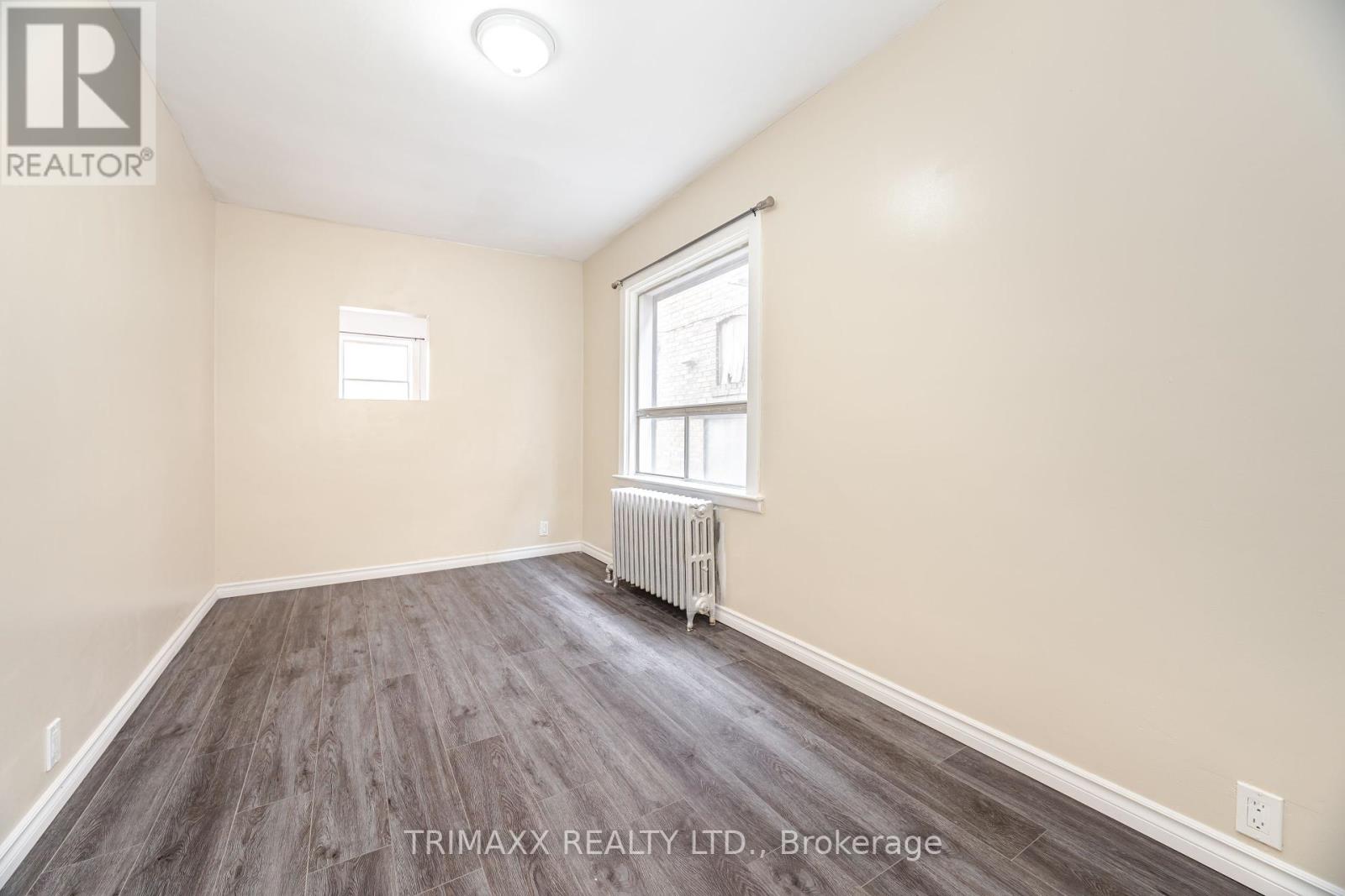 327 Atlas Avenue, Toronto (Oakwood Village), Ontario  M6C 3P8 - Photo 13 - C12447801