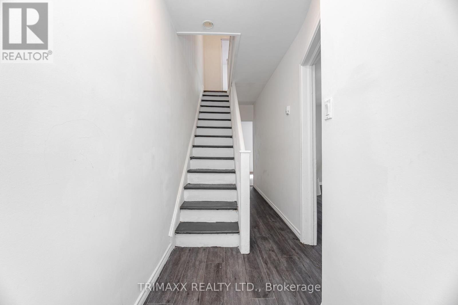 327 Atlas Avenue, Toronto (Oakwood Village), Ontario  M6C 3P8 - Photo 22 - C12447801