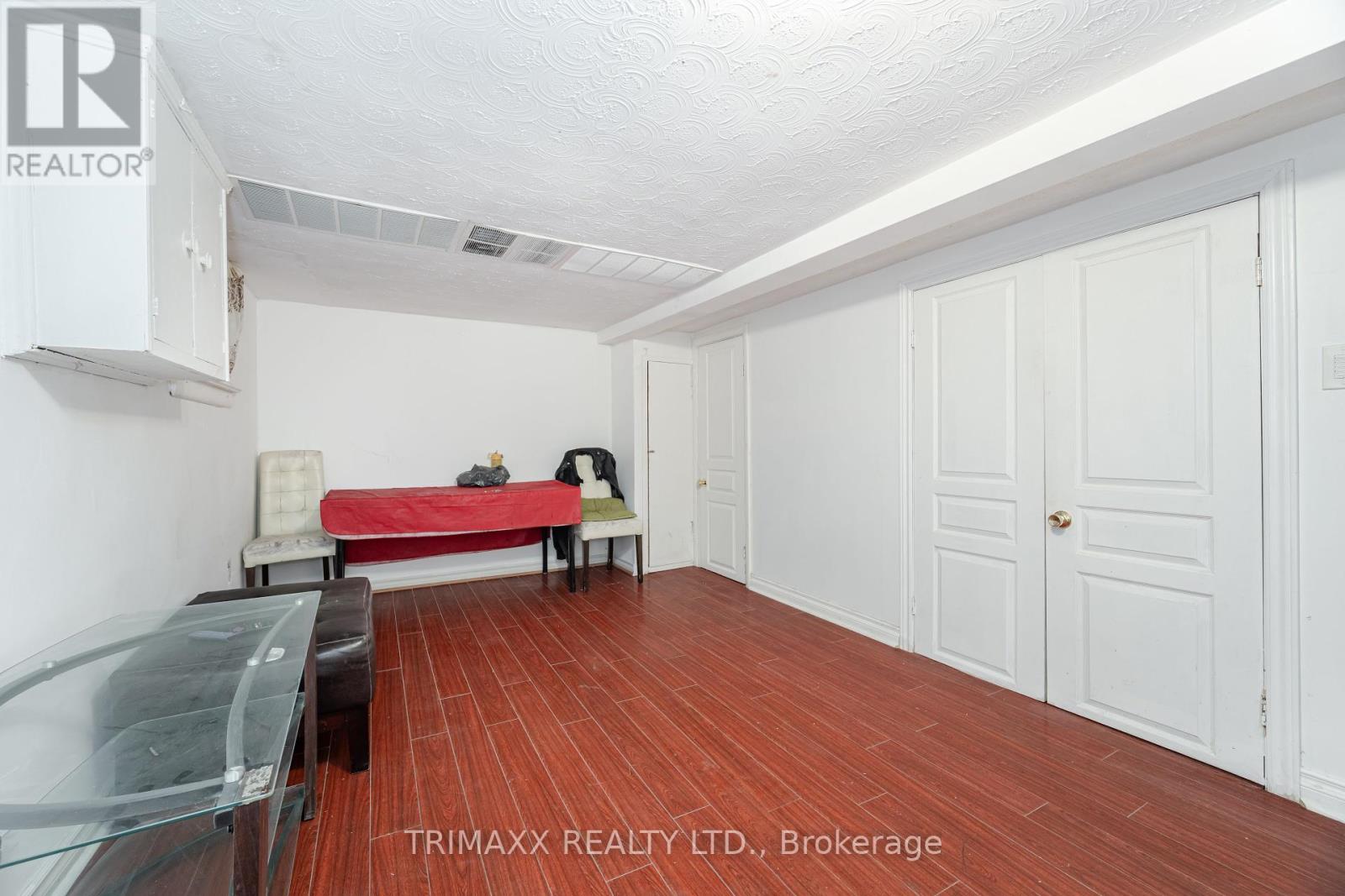 327 Atlas Avenue, Toronto (Oakwood Village), Ontario  M6C 3P8 - Photo 36 - C12447801