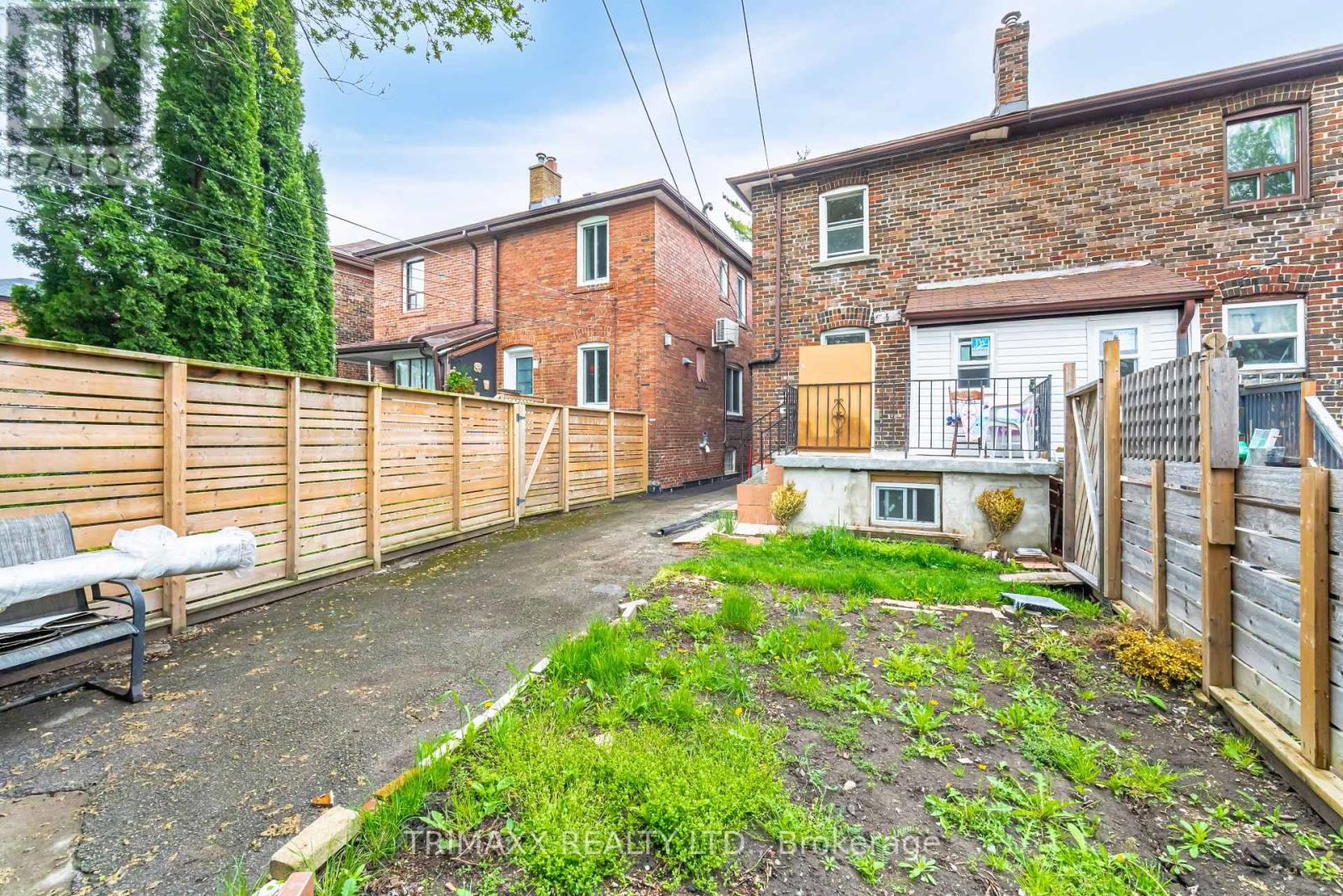 327 Atlas Avenue, Toronto (Oakwood Village), Ontario  M6C 3P8 - Photo 49 - C12447801