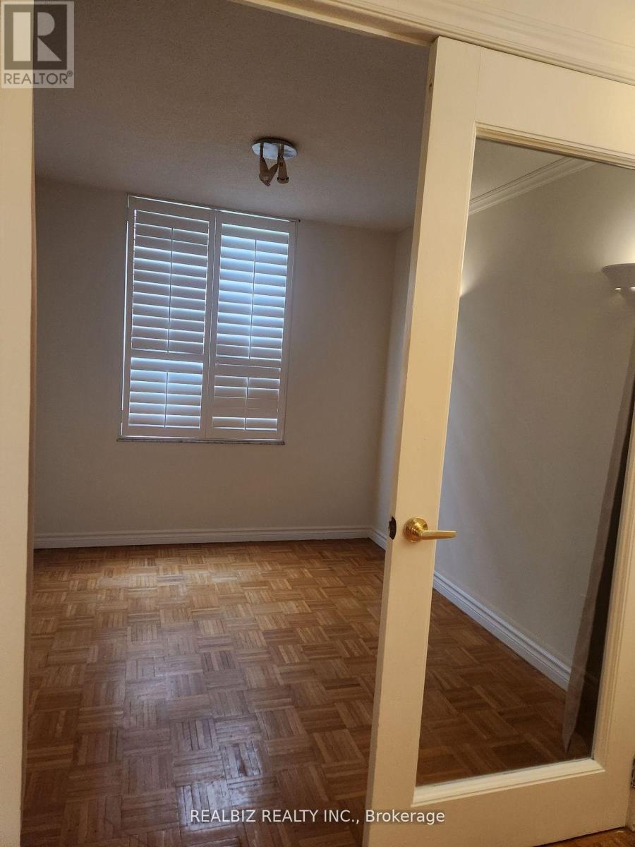 110 - 5 Shady Golfway, Toronto, Ontario  M3C 3A5 - Photo 6 - C12447834