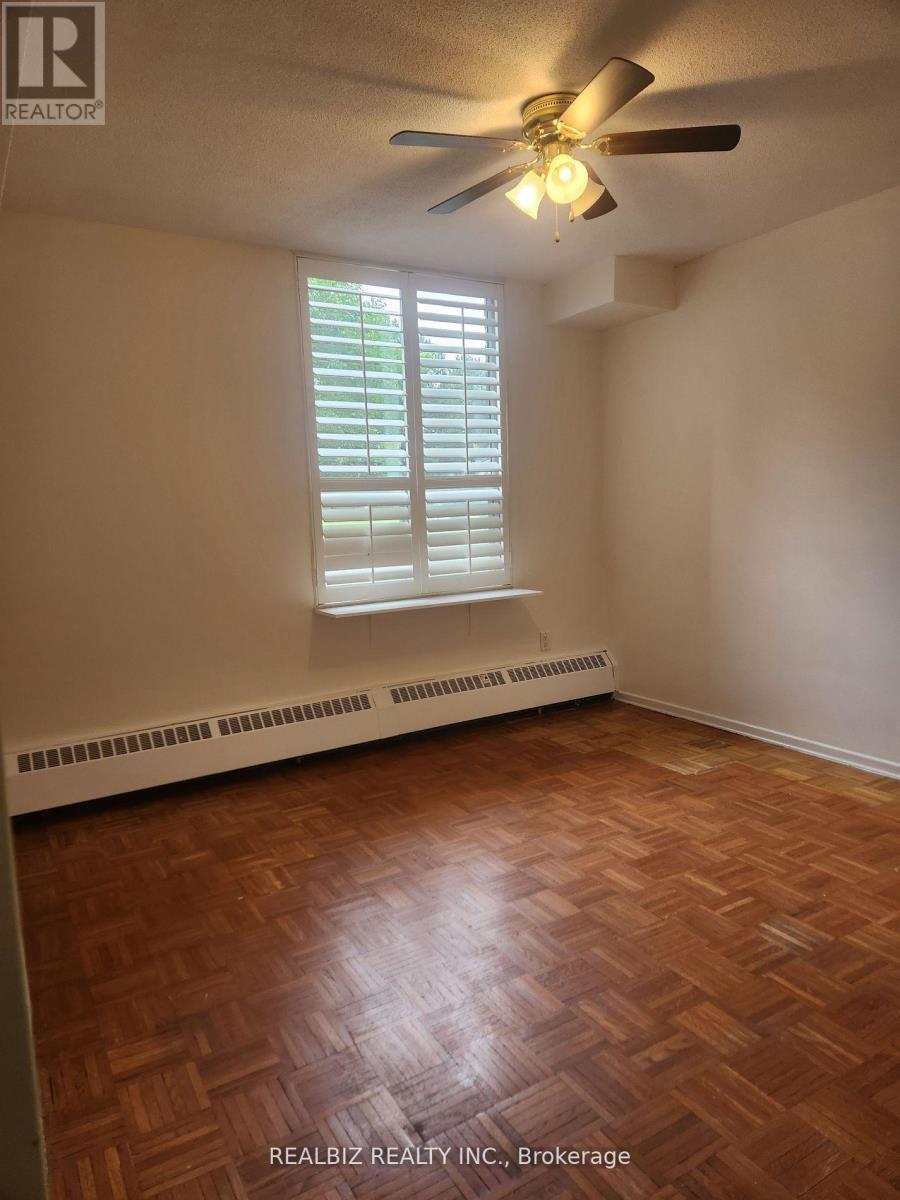 110 - 5 Shady Golfway, Toronto, Ontario  M3C 3A5 - Photo 8 - C12447834
