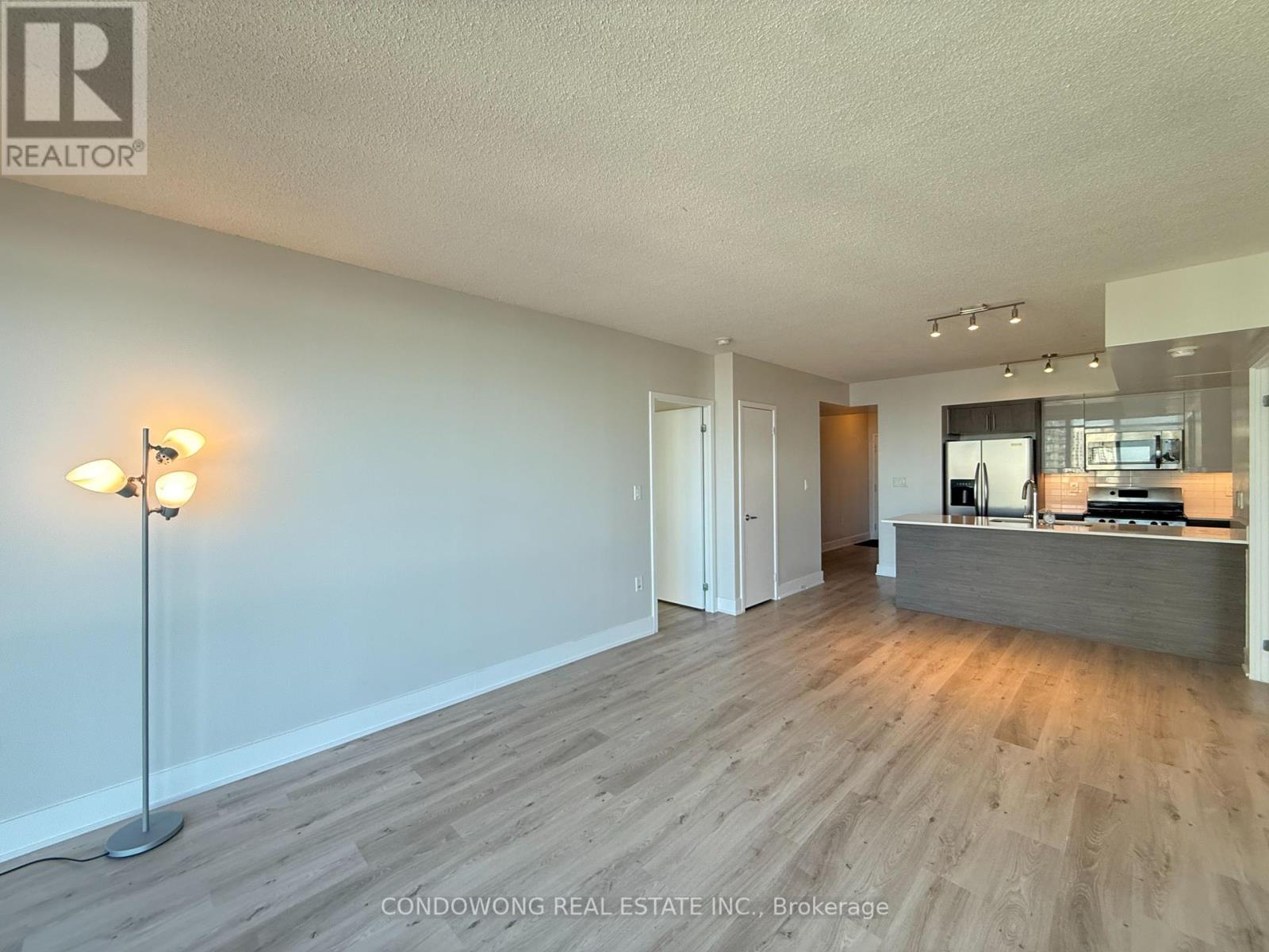 3705 - 5 Mariner Terrace, Toronto, Ontario  M5V 3V6 - Photo 3 - C12447835