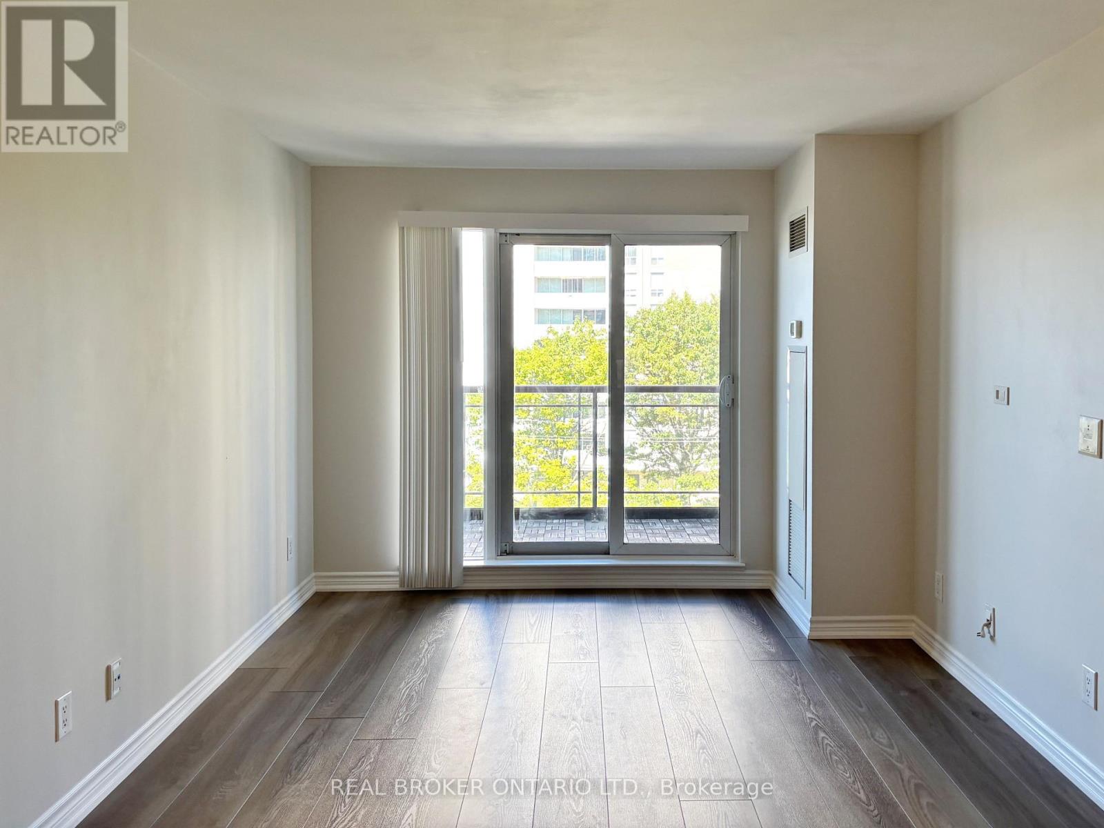 613 - 27 Rean Drive, Toronto, Ontario  M2K 0A6 - Photo 7 - C12447837