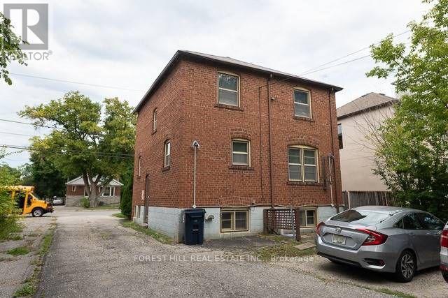 273 Sheppard Avenue W, Toronto (Lansing-Westgate), Ontario  M2N 1N4 - Photo 4 - C12447851