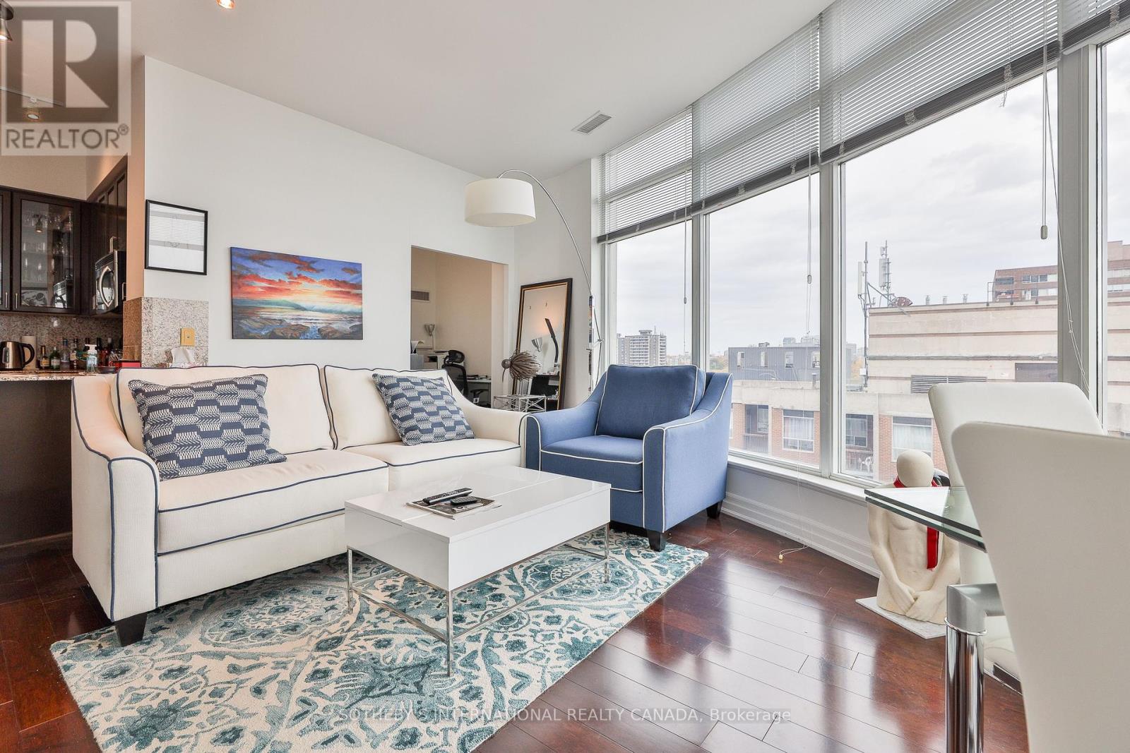 Ph 201 - 8 Scollard Street, Toronto (Annex), Ontario  M5R 1E9 - Photo 25 - C12447903