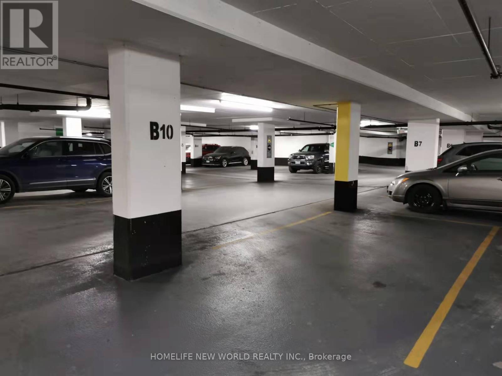 1709 - 12 Yonge Street, Toronto, Ontario  M5E 1R4 - Photo 11 - C12447904
