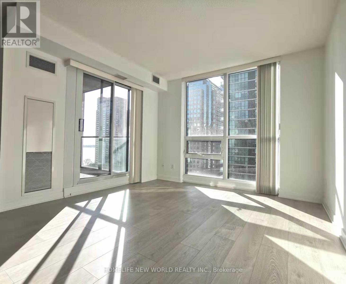 1709 - 12 Yonge Street, Toronto, Ontario  M5E 1R4 - Photo 6 - C12447904