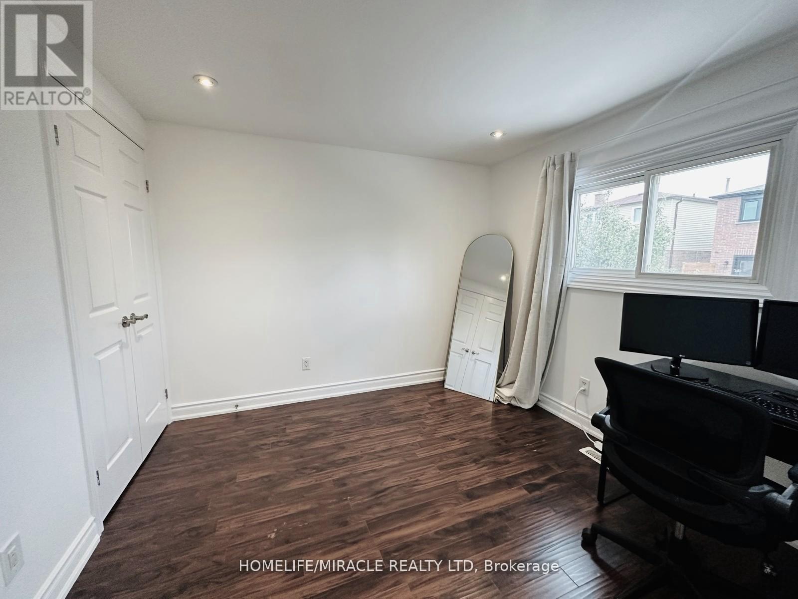 9 Maresfield Drive N, Toronto, Ontario  M1V 2W9 - Photo 12 - E12447800