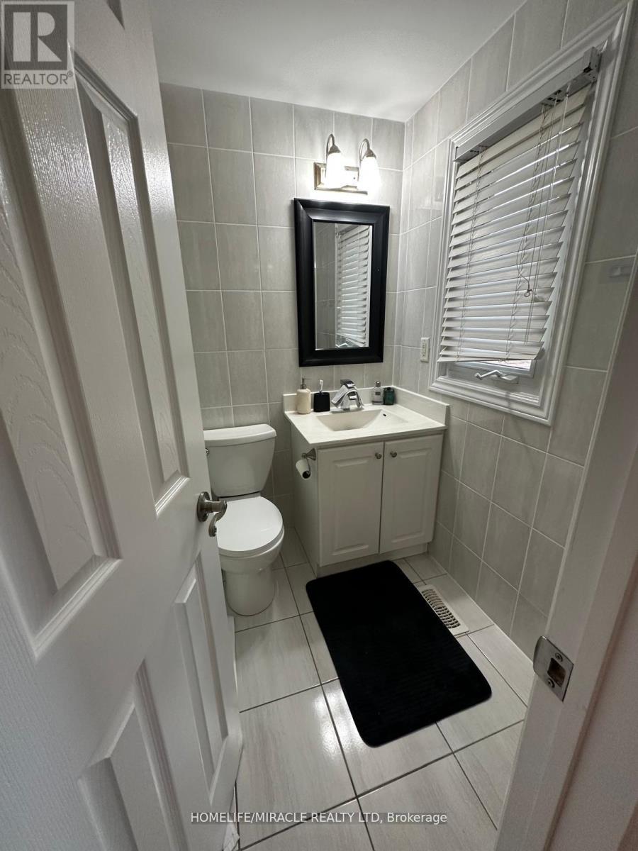 9 Maresfield Drive N, Toronto, Ontario  M1V 2W9 - Photo 17 - E12447800