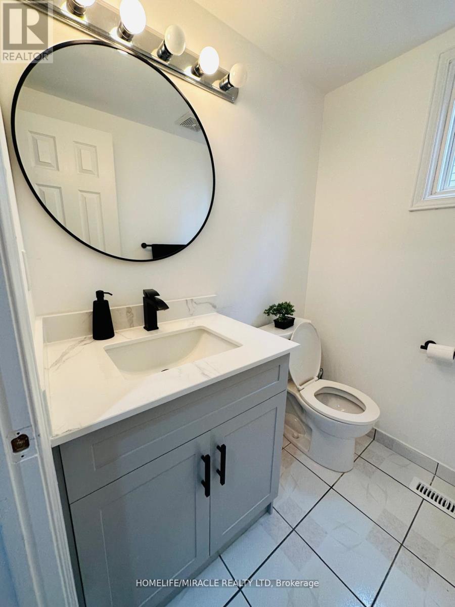 9 Maresfield Drive N, Toronto, Ontario  M1V 2W9 - Photo 7 - E12447800