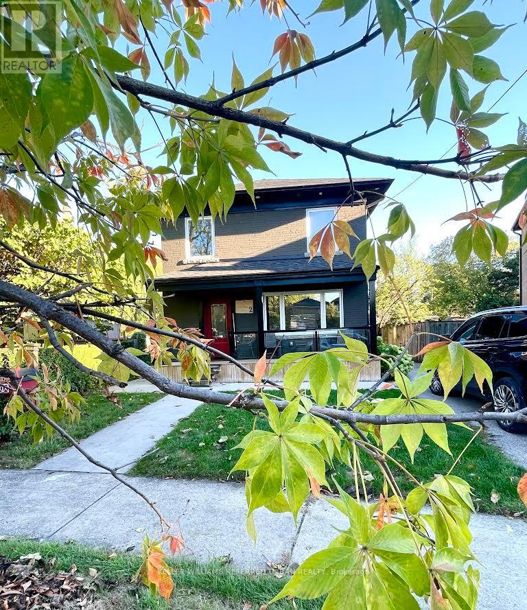 2 LEAGROVE CRESCENT, Toronto, Ontario