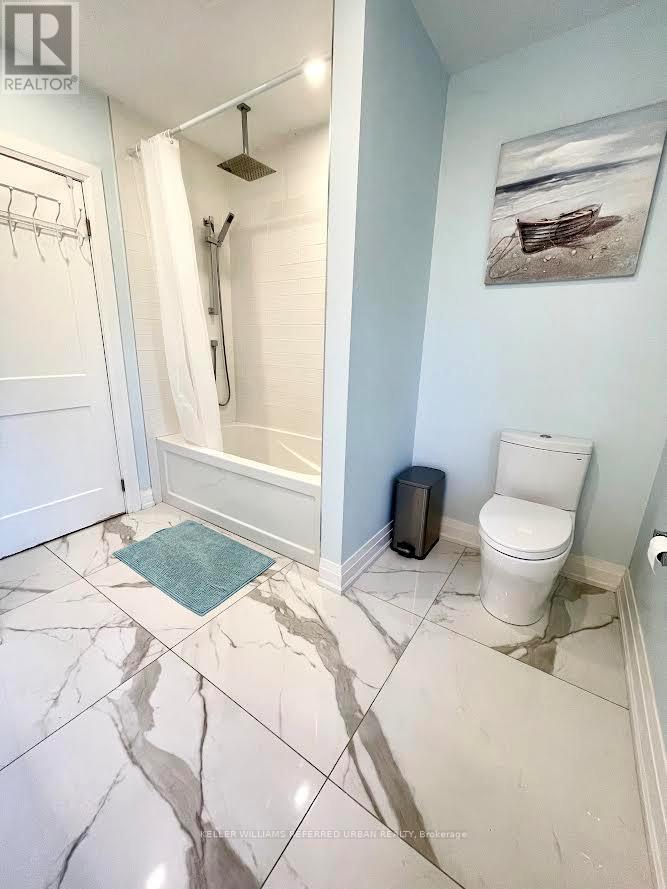 2 Leagrove Crescent, Toronto, Ontario  M1L 3S6 - Photo 17 - E12447877