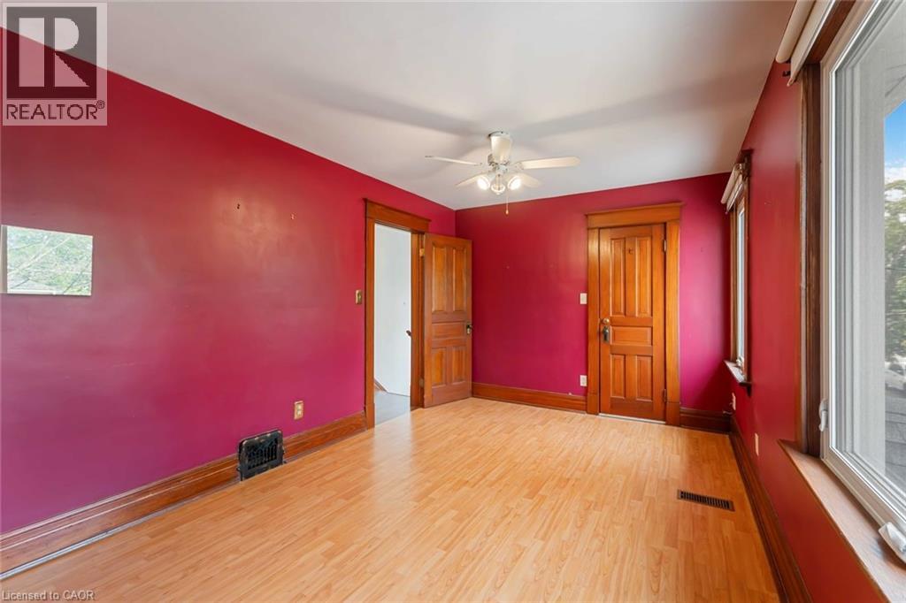 8 Russell Avenue, St. Catharines, Ontario  L2R 1T9 - Photo 21 - 40776924