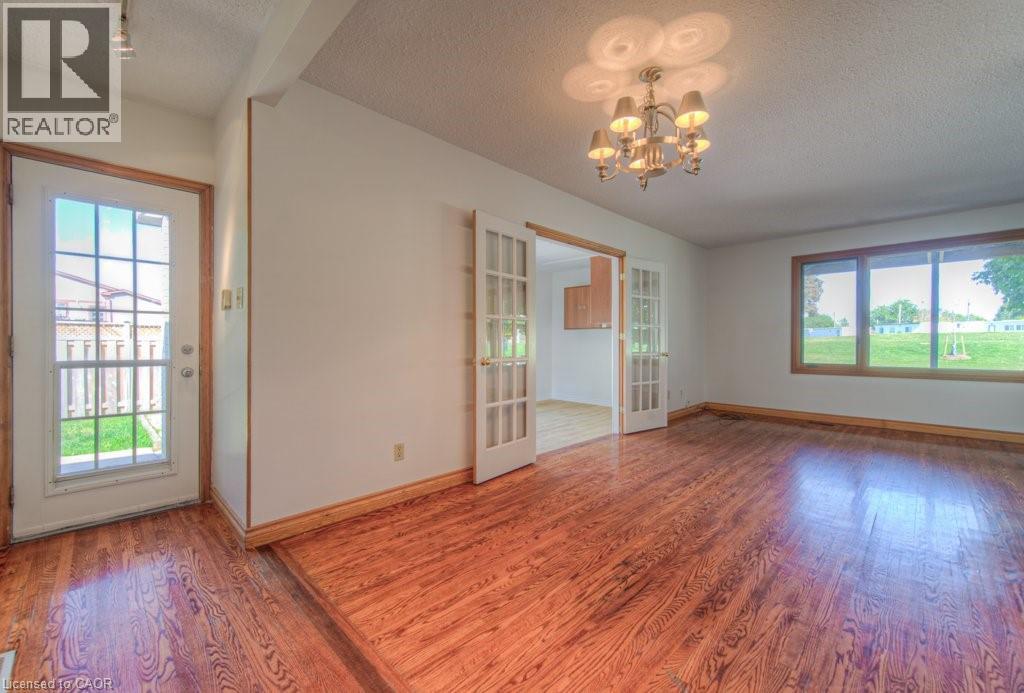 69 Bismark Drive, Cambridge, Ontario  N1S 4E7 - Photo 13 - 40776136