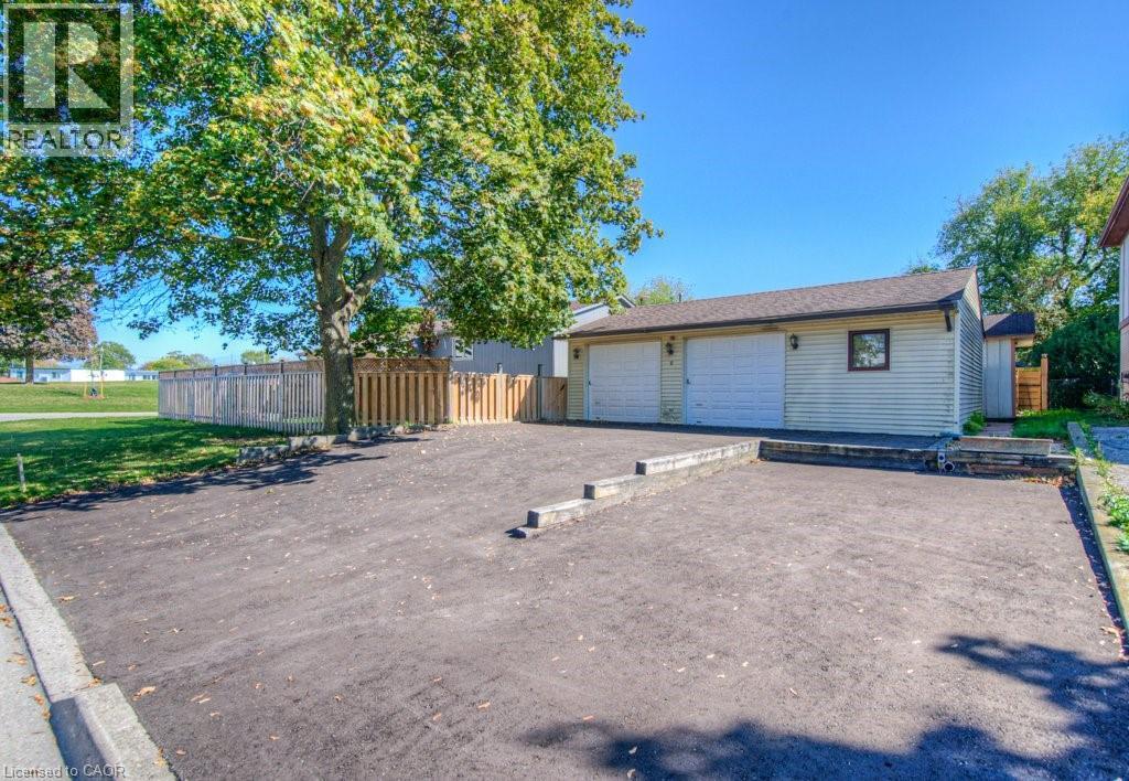 69 Bismark Drive, Cambridge, Ontario  N1S 4E7 - Photo 4 - 40776136